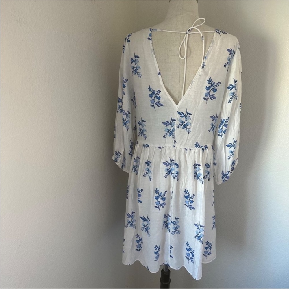 NWT H&M Pullover Dress V Neck Lightweight  White Blue Floral Print Sz S - Picture 5 of 7